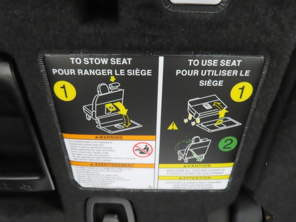 Used 2025 Toyota Sienna XSE image 32