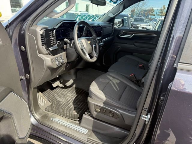 Used 2023 Chevrolet Silverado 1500 LT image 15