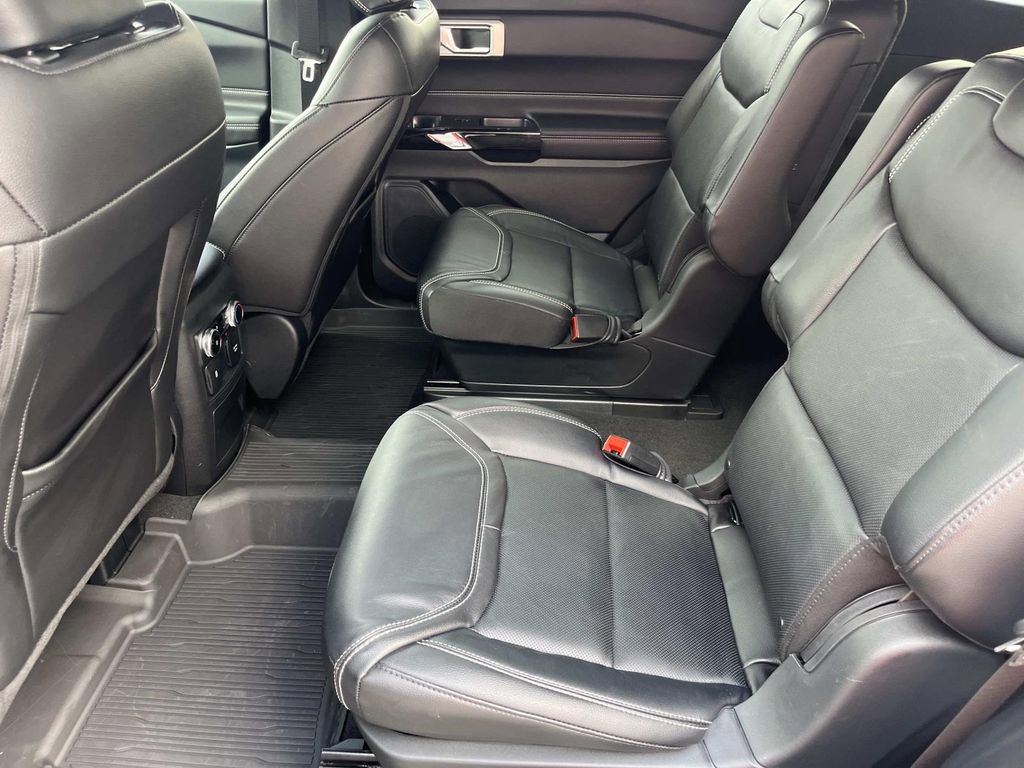 Used 2024 Ford Explorer ST w/ Equipment Group 401A AWD/4WD image 12