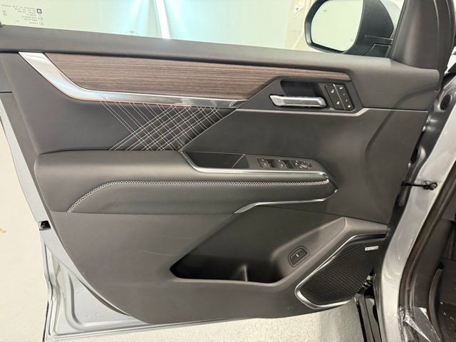 New 2026 GMC Acadia Denali w/ Super Cruise Package image 14