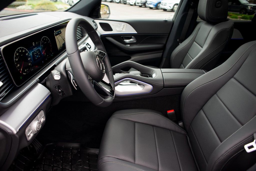 Certified 2025 Mercedes-Benz GLE 350 4MATIC image 24