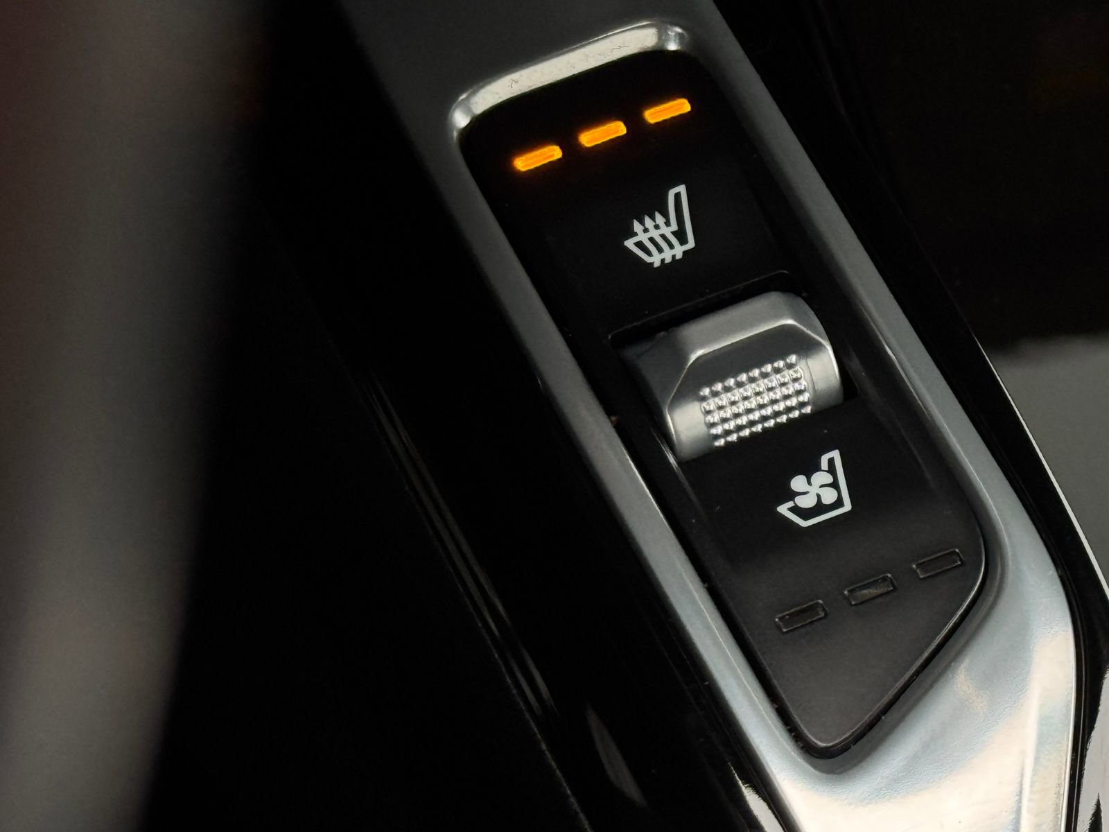 Used 2021 Kia Sorento SX Prestige image 34