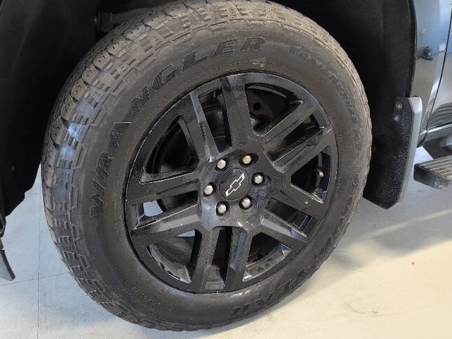 Certified 2023 Chevrolet Silverado 1500 Custom AWD/4WD image 7