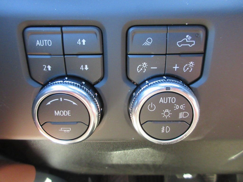 New 2026 GMC Sierra 2500 Denali Ultimate AWD/4WD image 18