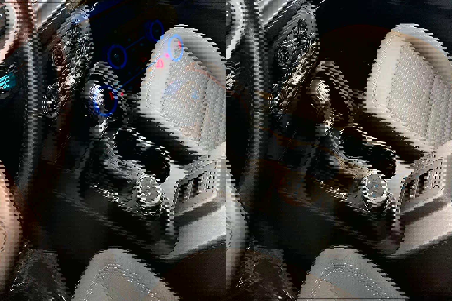 Used 2023 Ford Bronco Outer Banks image 15