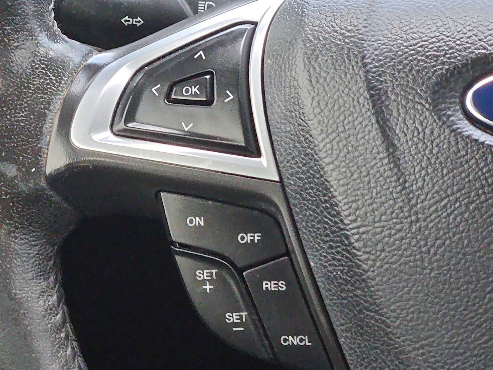 Used 2014 Ford Fusion SE w/ Equipment Group 202A FWD image 31