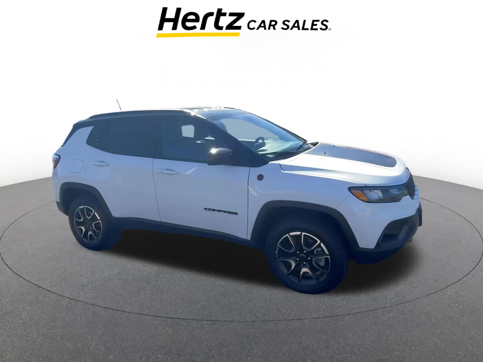 Used 2025 Jeep Compass Trailhawk video 1