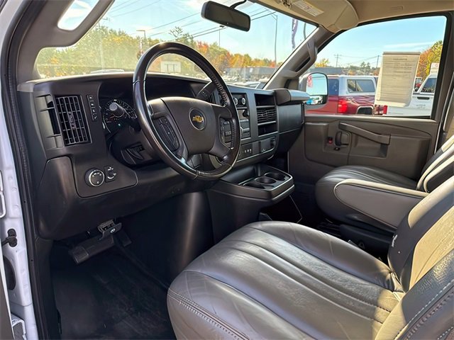 Used 2023 Chevrolet Express 2500 w/ Driver Convenience Package image 15