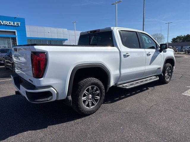 Used 2024 GMC Sierra 1500 AT4 w/ Technology Package image 9