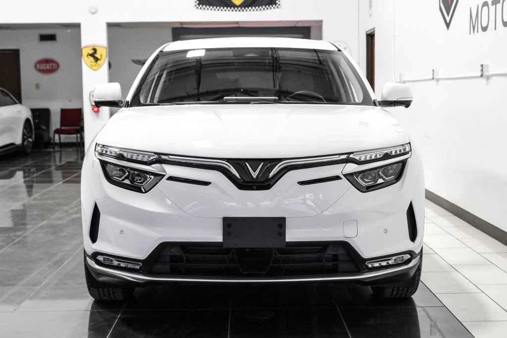 Used 2023 VinFast VF 8 Eco AWD/4WD image 5