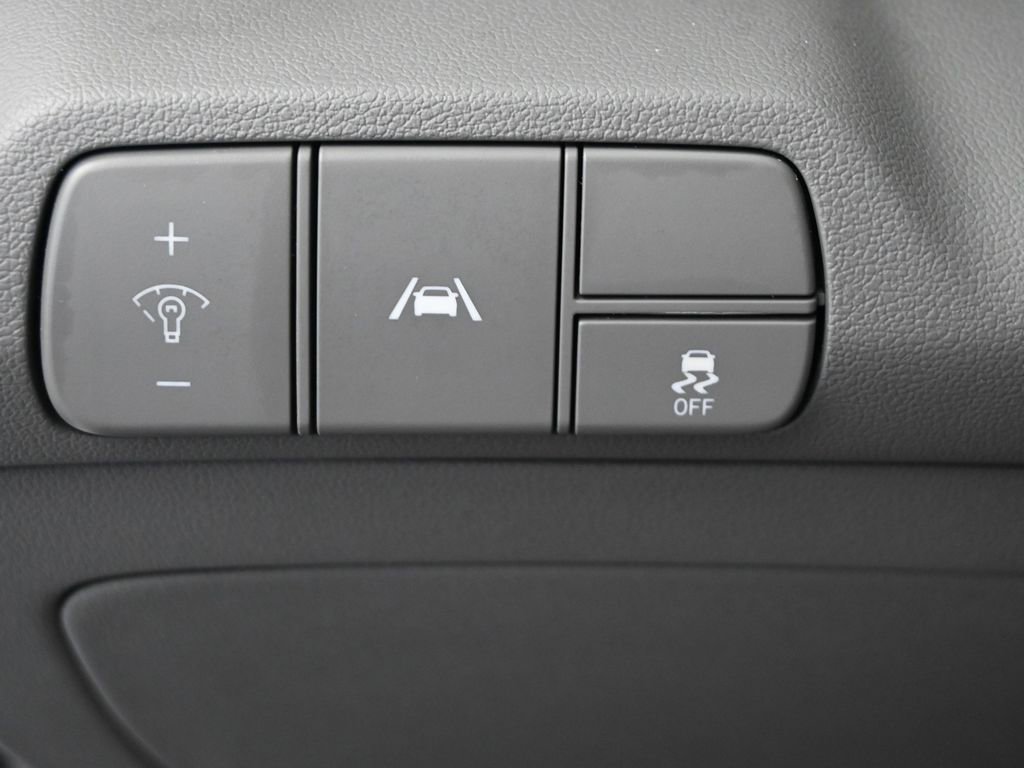 Used 2023 Hyundai Elantra SEL FWD image 26