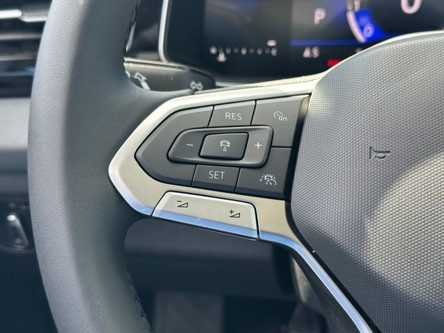 New 2026 Volkswagen Jetta SE FWD image 39