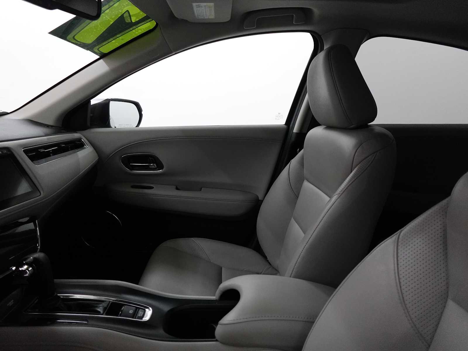 Used 2017 Honda HR-V EX-L image 13