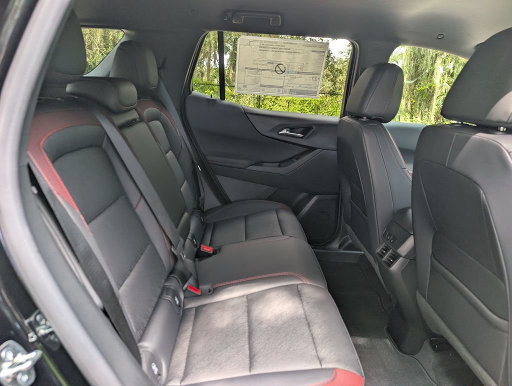 New 2027 Chevrolet Equinox RS w/ Safety and Technology Package FWD image 18