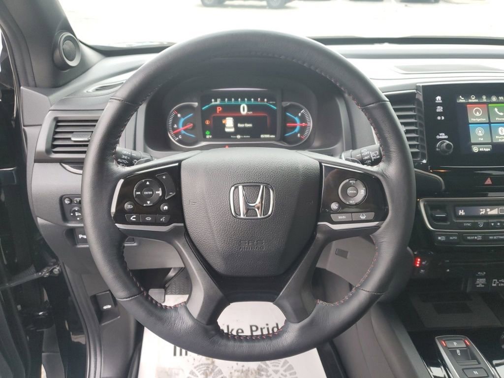 Used 2020 Honda Pilot Black Edition image 15