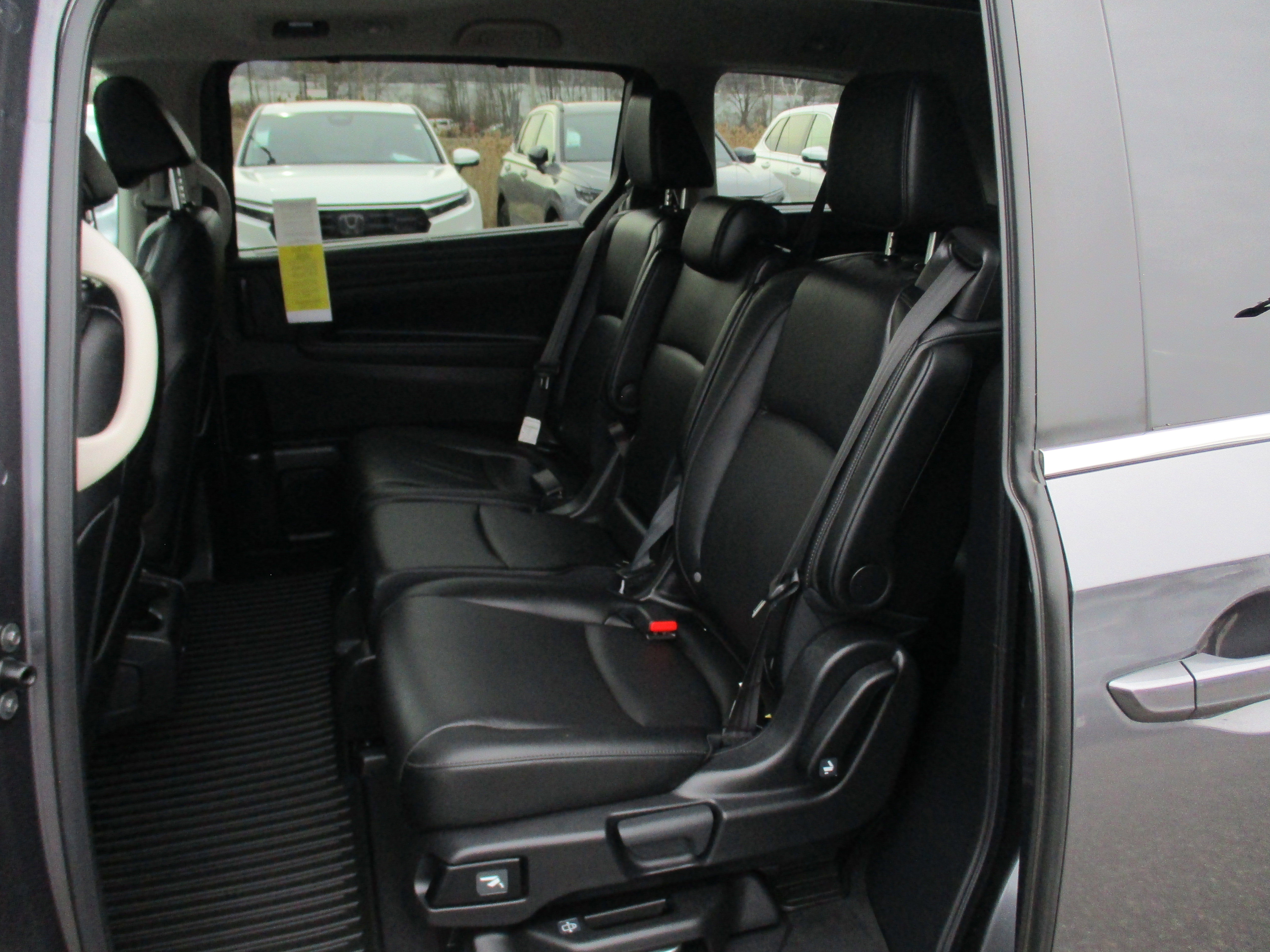 Certified 2025 Honda Odyssey EX-L image 13