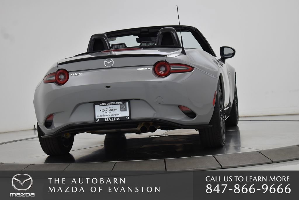 Certified 2024 MAZDA MX-5 Miata Club w/ Appearance Package image 19