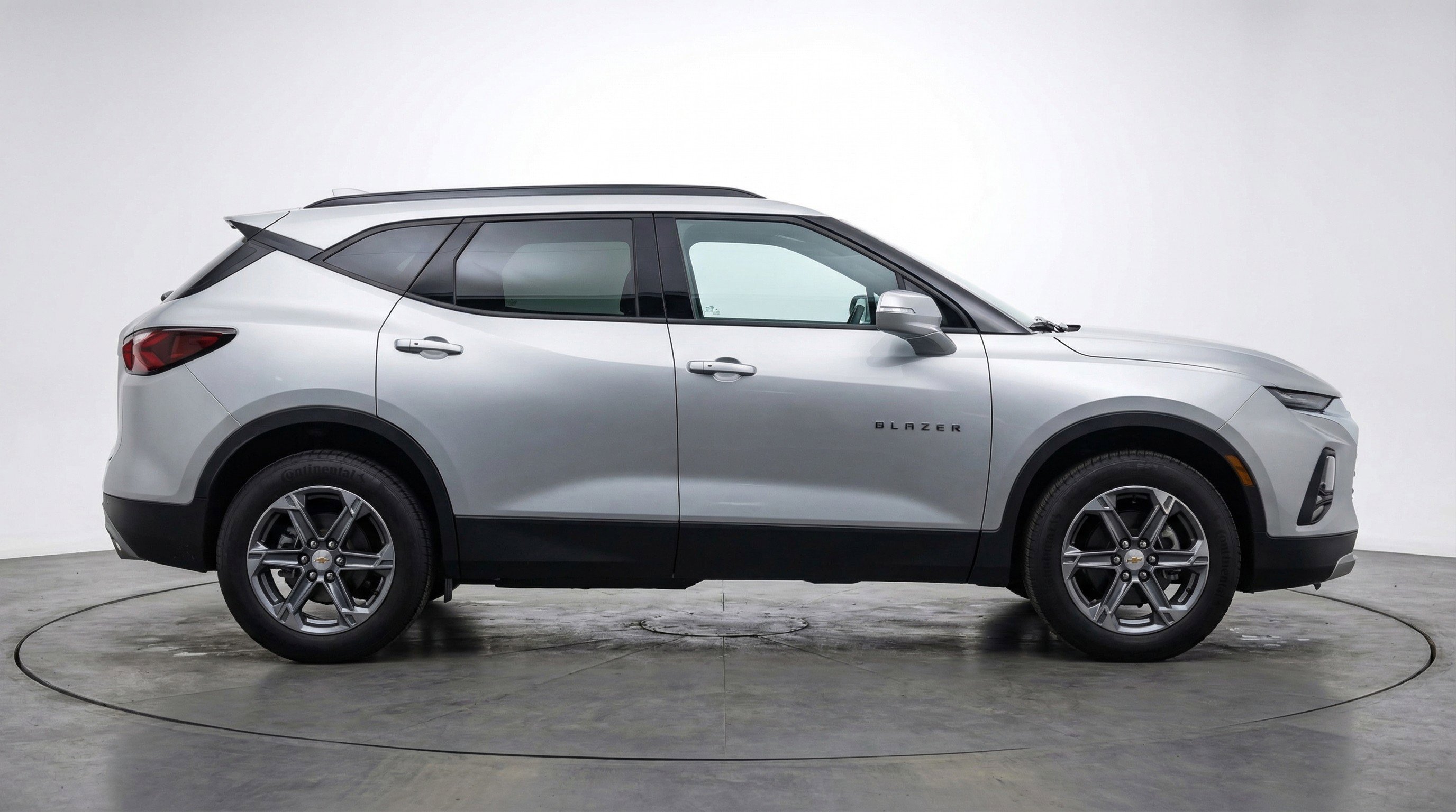 Used 2025 Chevrolet Blazer LT image 11