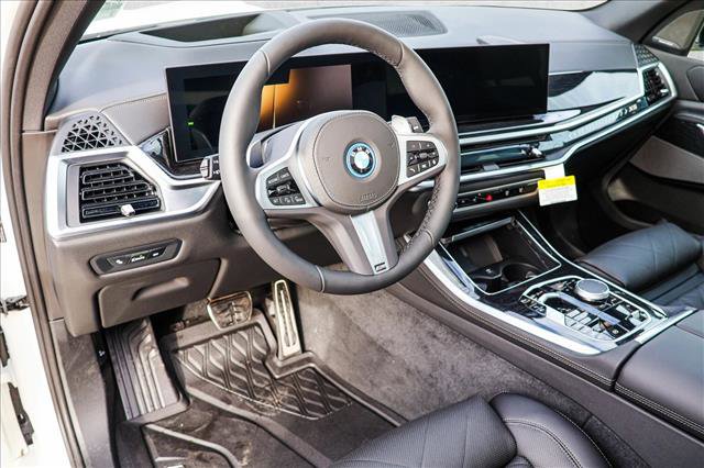 New 2026 BMW X5 xDrive50e w/ M Sport Package AWD/4WD image 10