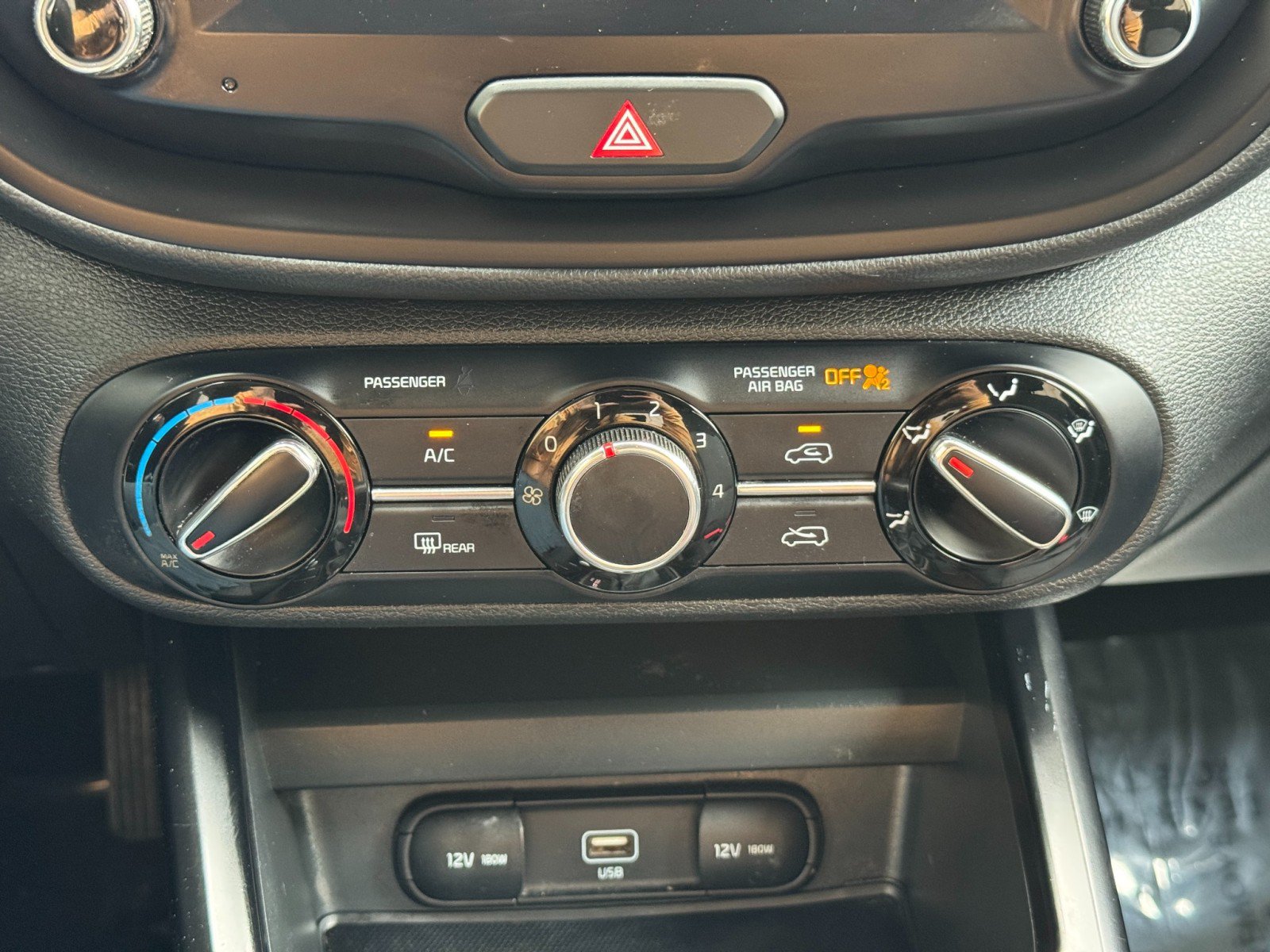 Used 2021 Kia Soul LX FWD image 24