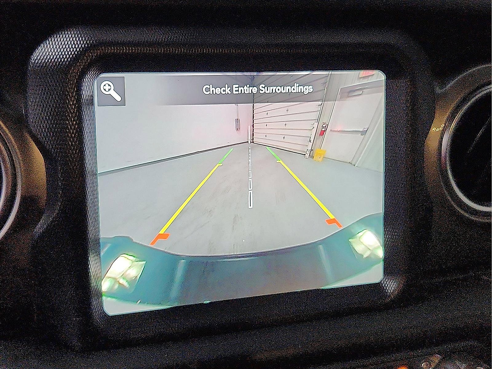 Used 2020 Jeep Gladiator Overland AWD/4WD image 16