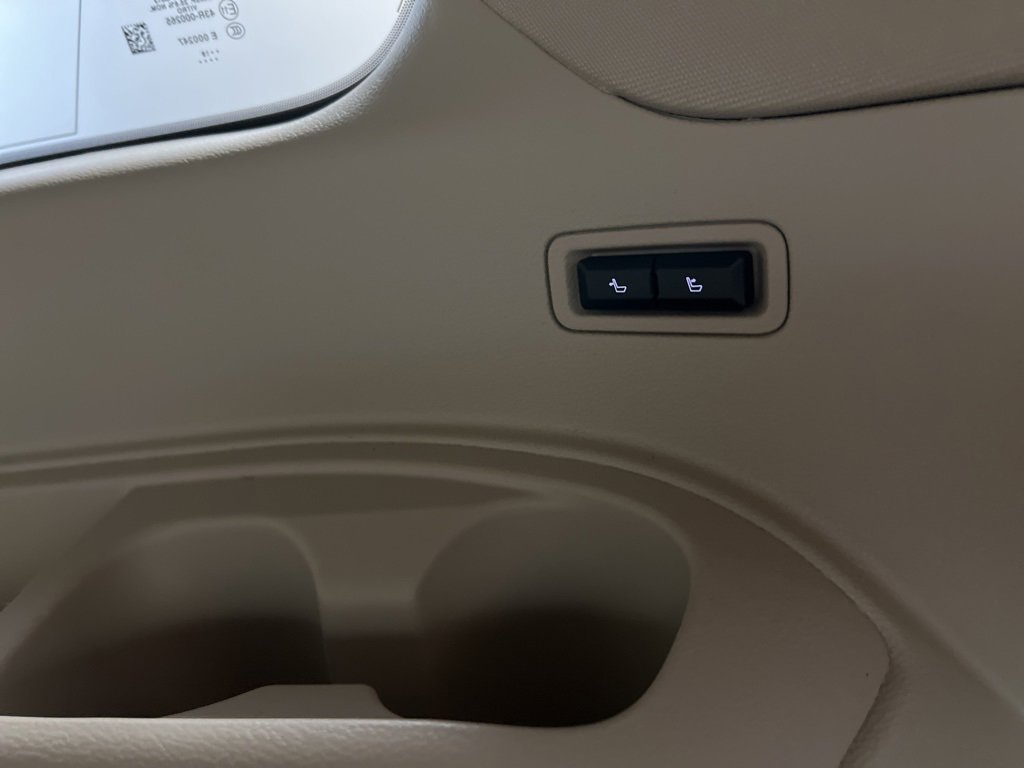 Used 2019 Lincoln Navigator L Reserve image 36