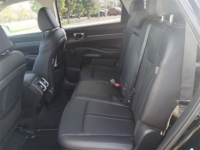 New 2026 Kia Sorento S image 21