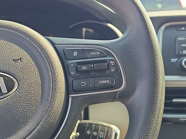 Used 2016 Kia Optima LX FWD image 10
