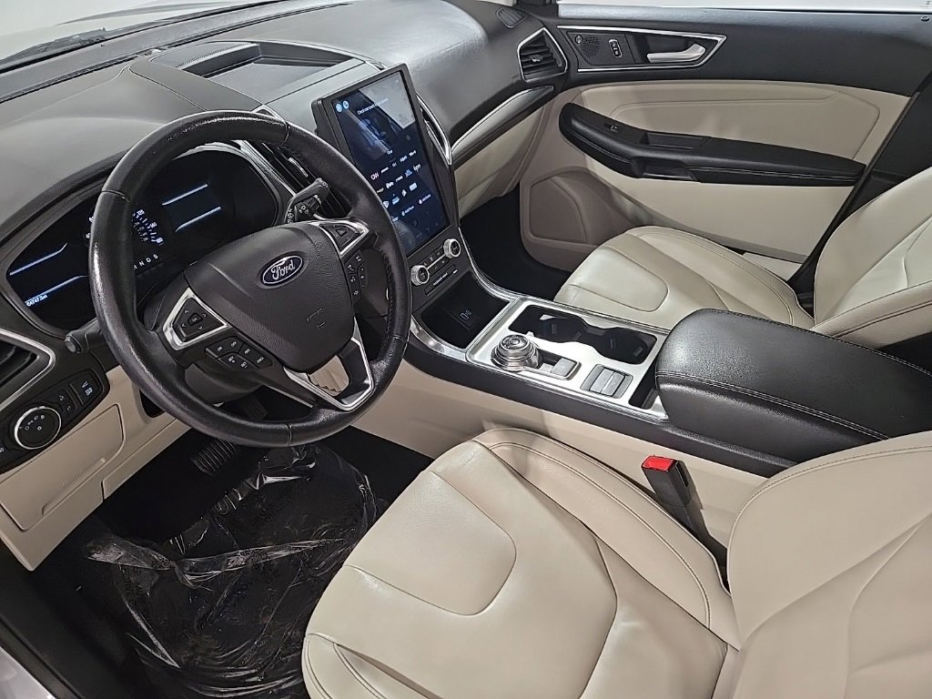 Used 2022 Ford Edge Titanium image 19