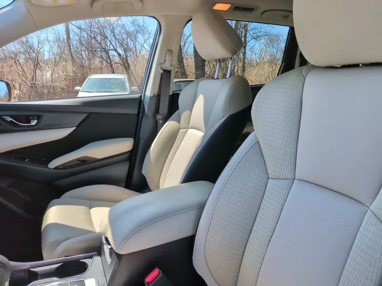 Used 2020 Subaru Ascent Premium w/ Convenience Package image 26