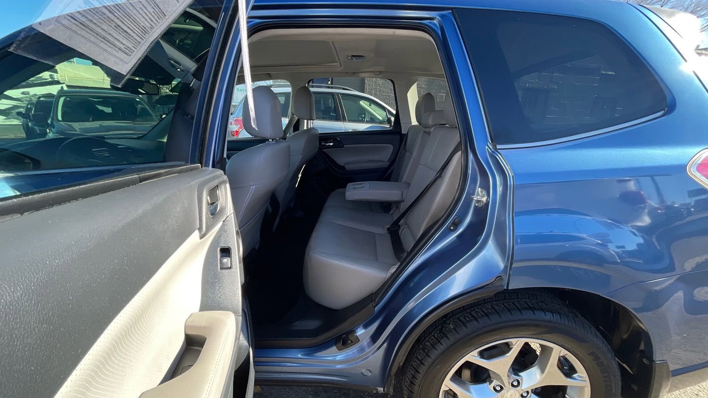 Used 2015 Subaru Forester 2.5i Touring w/ Eyesight & Navigation System image 21