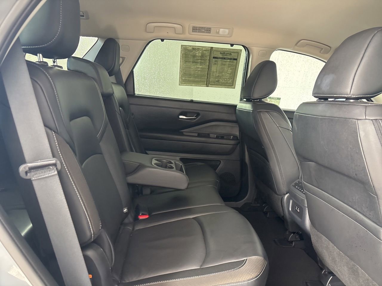 Used 2024 Nissan Pathfinder SL image 26