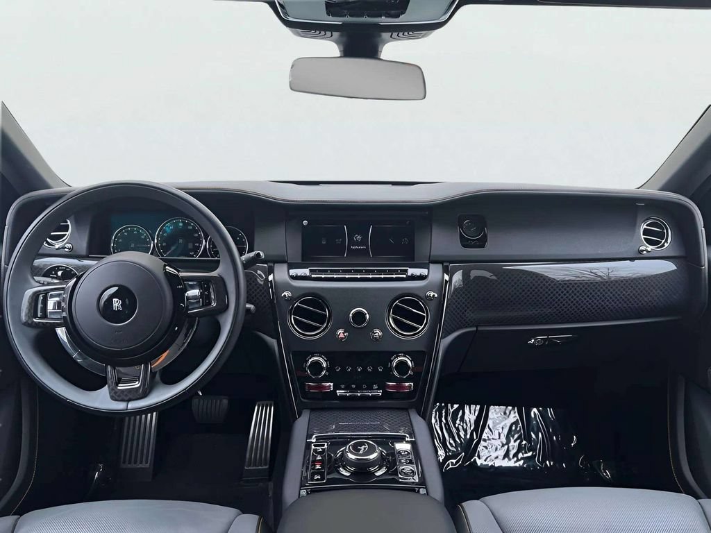 Certified 2024 Rolls-Royce Cullinan Black Badge AWD/4WD image 4