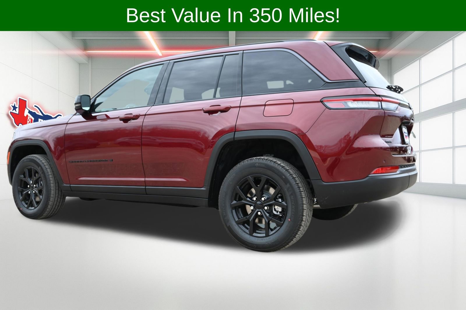 New 2026 Jeep Grand Cherokee Altitude image 2