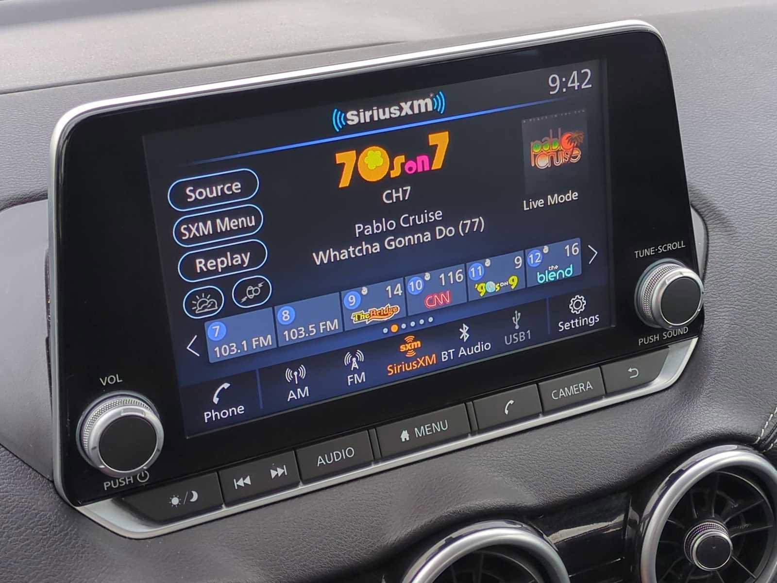 Used 2024 Nissan Sentra SV FWD image 13