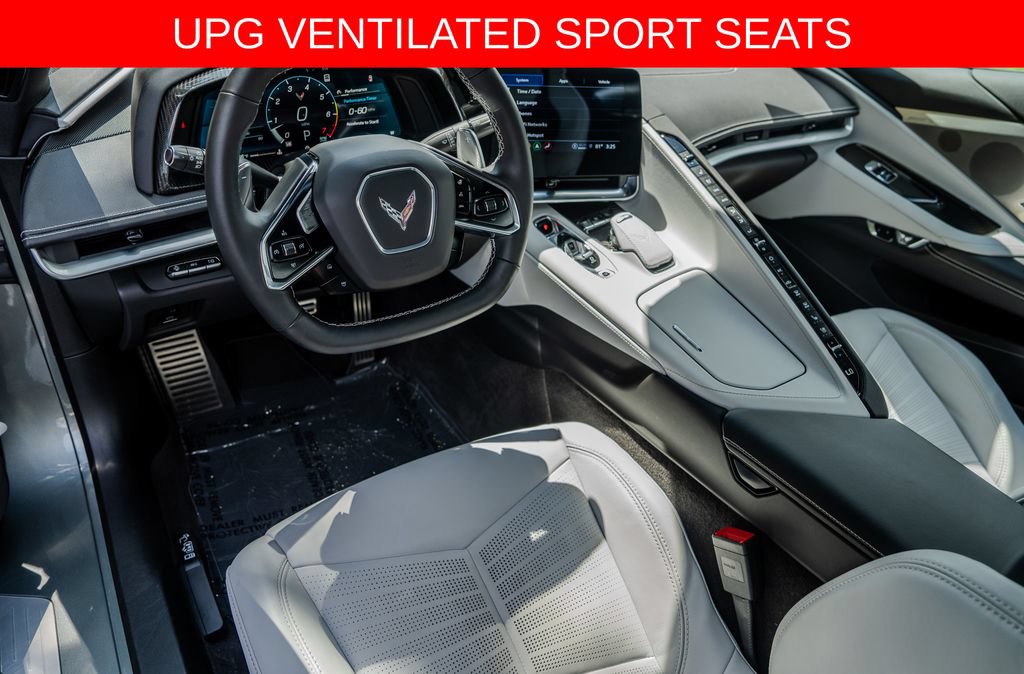 Used 2023 Chevrolet Corvette Stingray Preferred Conv w/ Z51 Performance Package RWD image 4