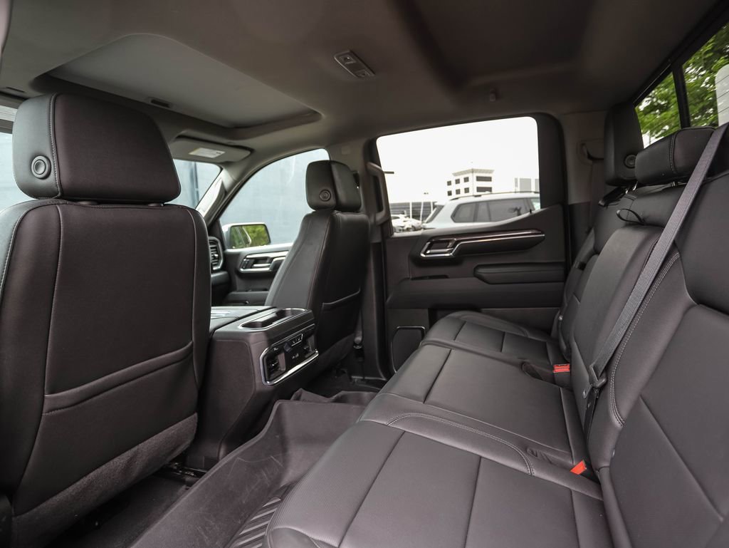 Used 2022 Chevrolet Silverado 1500 LTZ w/ LTZ Premium Package AWD/4WD image 20