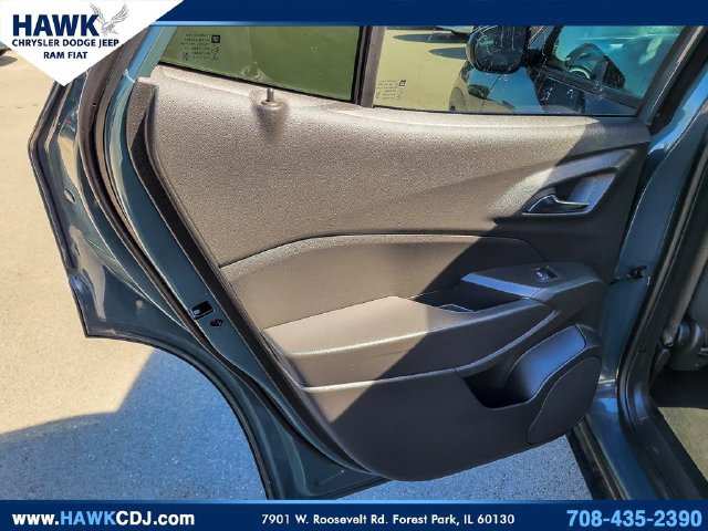 Used 2025 Chevrolet Trax LS w/ LS Convenience Package FWD image 21
