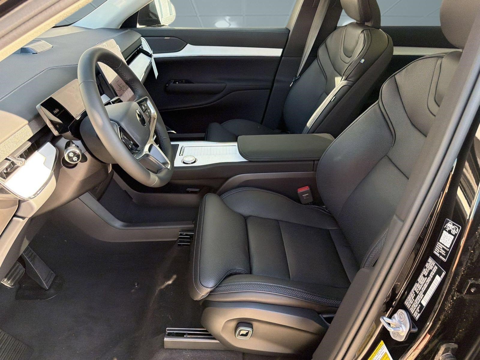 New 2026 Volvo EX90 Ultra AWD/4WD image 5