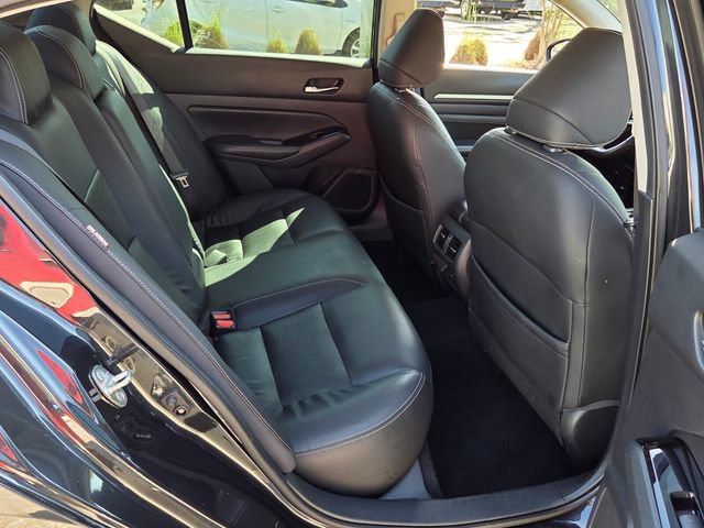 Used 2020 Nissan Altima 2.5 Platinum FWD image 16