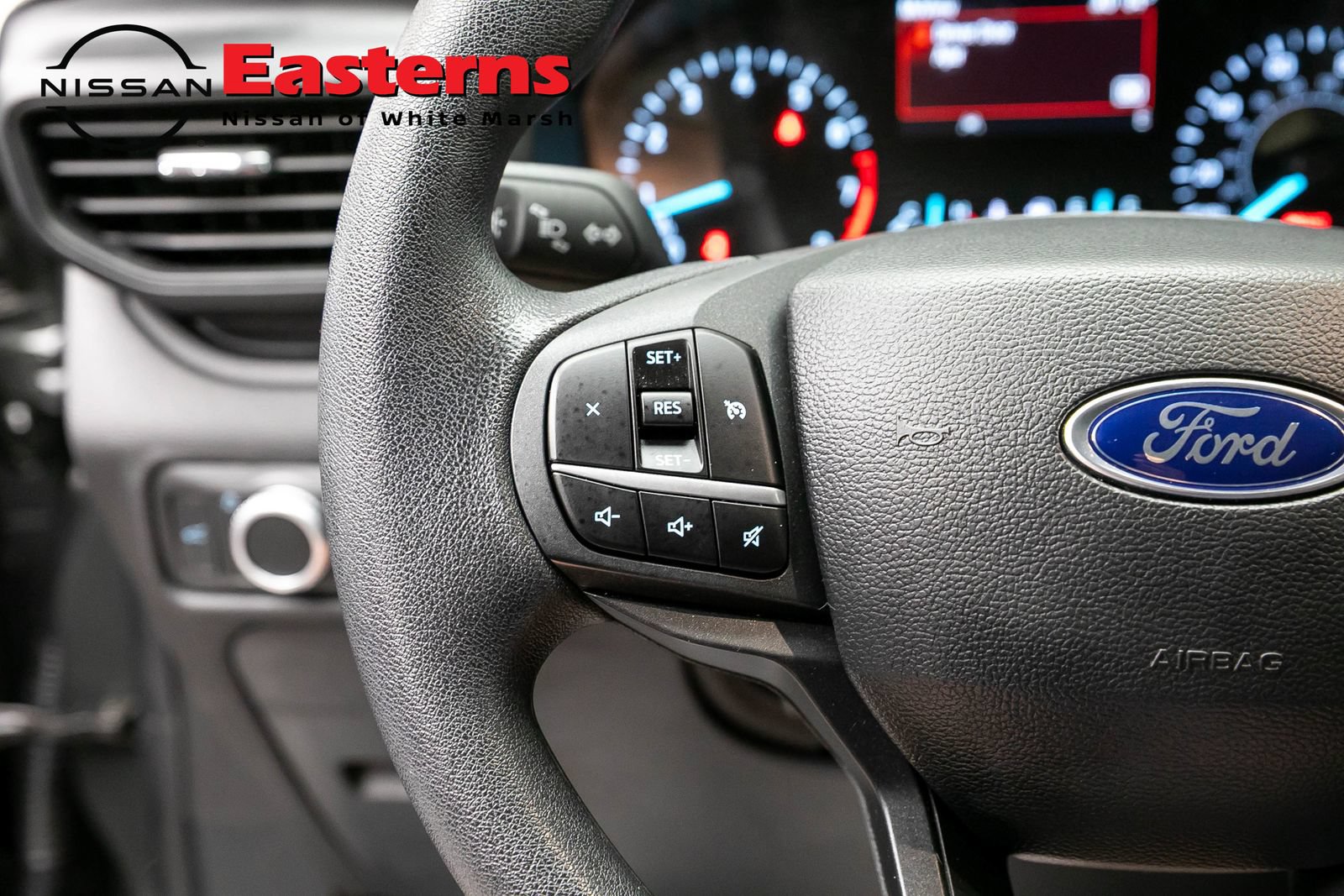 Used 2022 Ford Explorer 2WD image 14