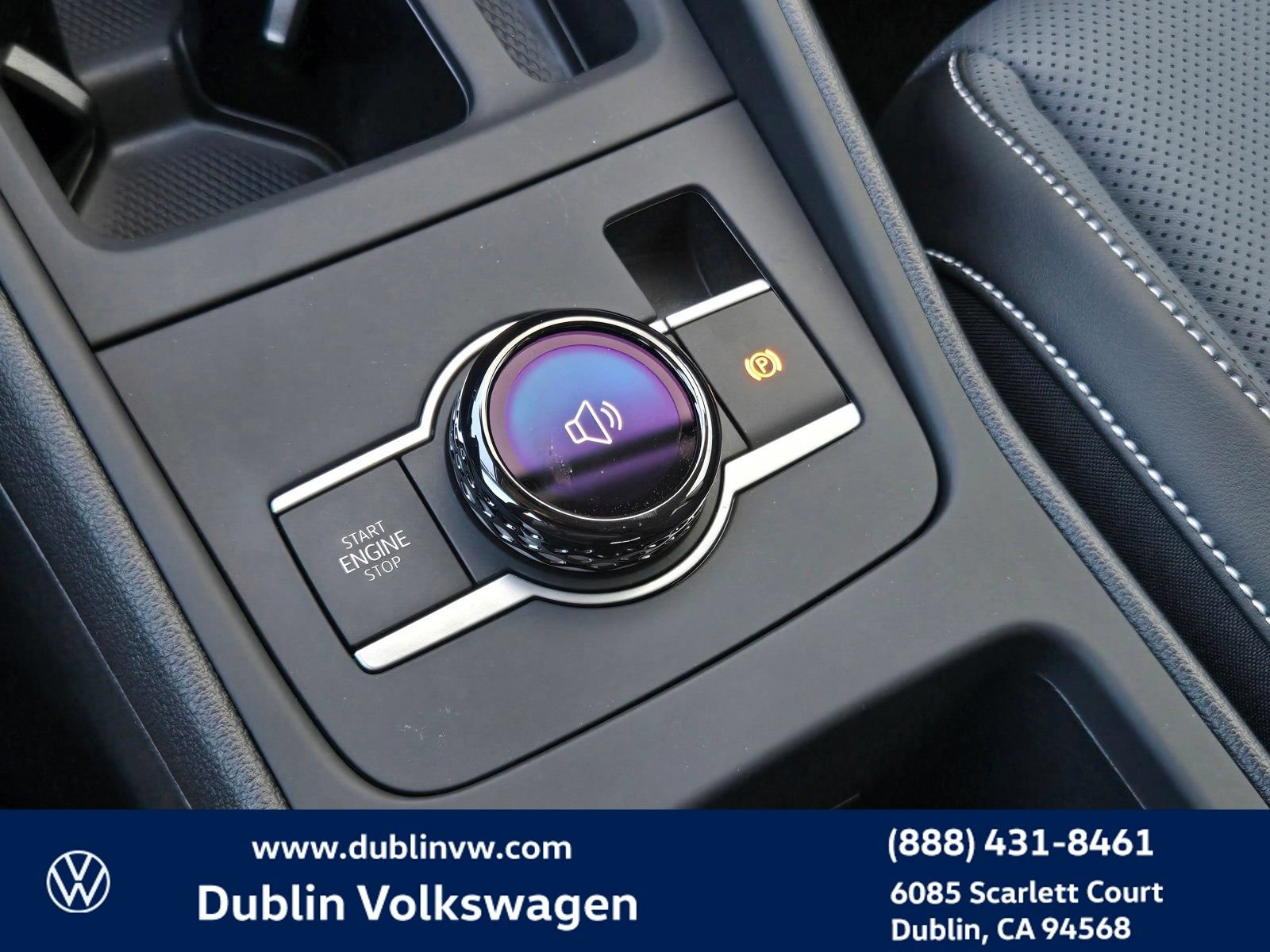 New 2026 Volkswagen Tiguan SE AWD/4WD image 15
