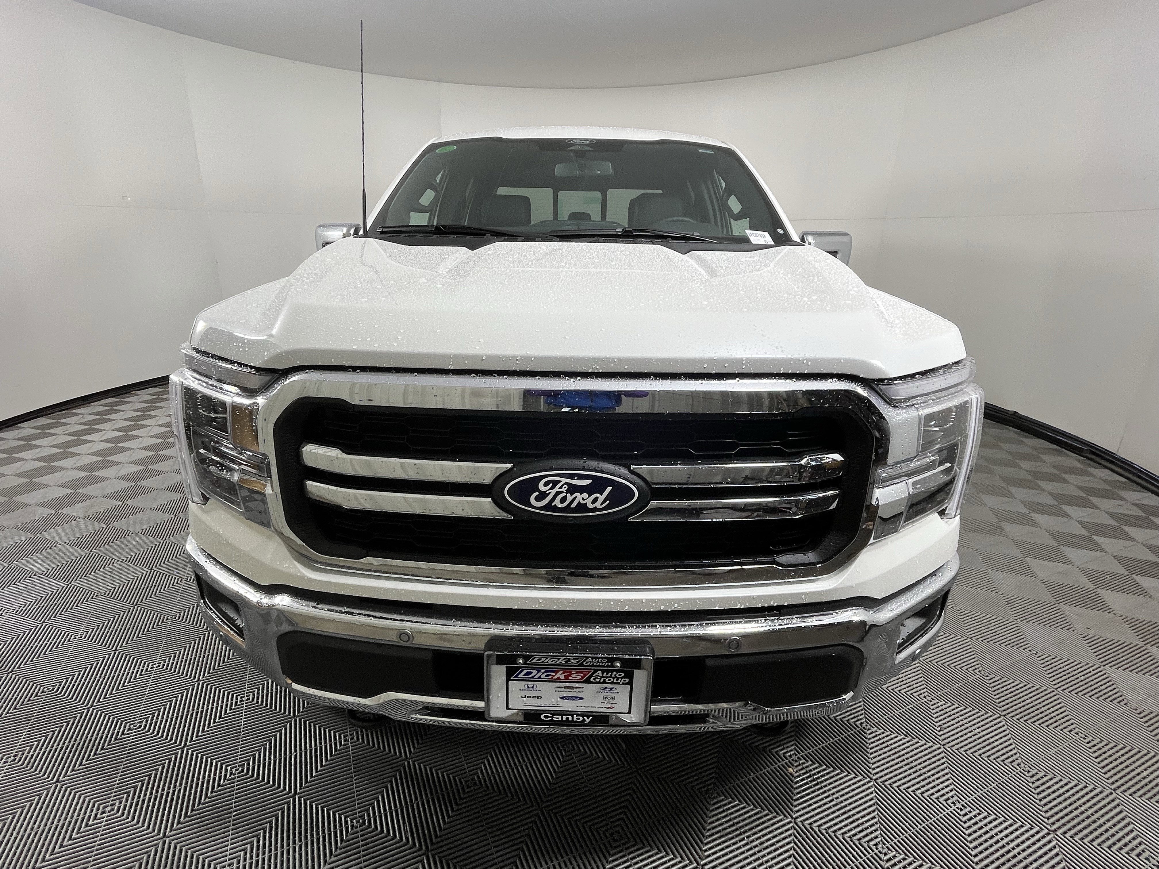 New 2025 Ford F150 Lariat w/ Equipment Group 501A Mid image 8