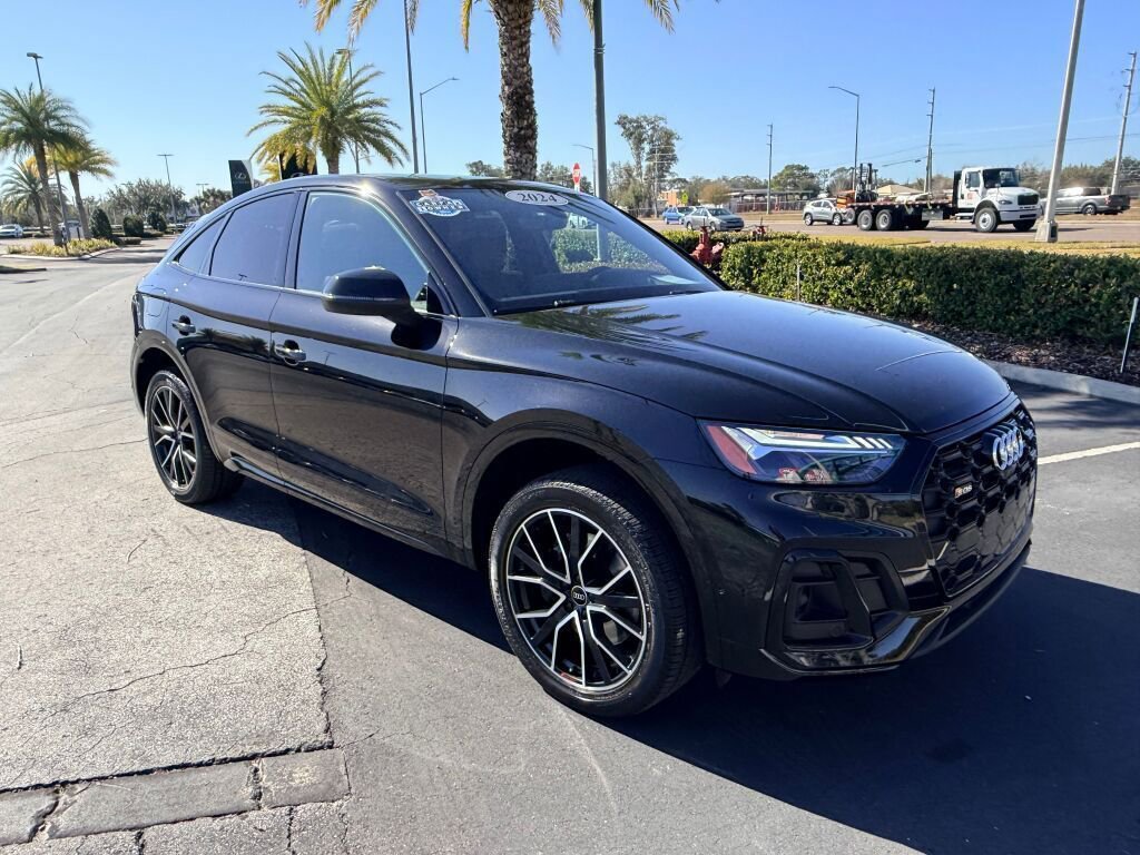 Used 2024 Audi SQ5 Prestige image 4