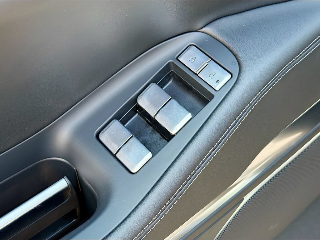 Used 2026 Lincoln Navigator Premiere AWD/4WD image 20