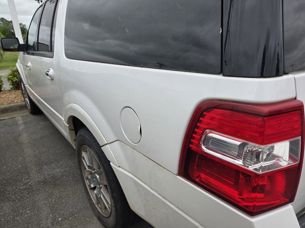 Used 2010 Ford Expedition EL Limited AWD/4WD image 3