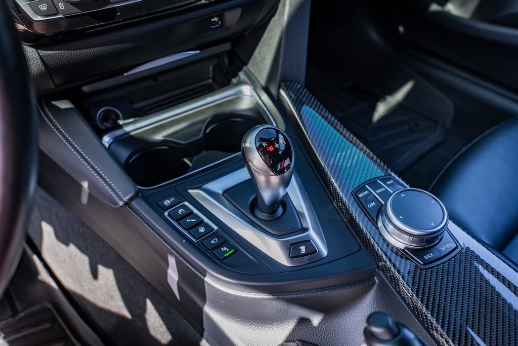 Used 2020 BMW M4 Coupe w/ Competition Package RWD image 30