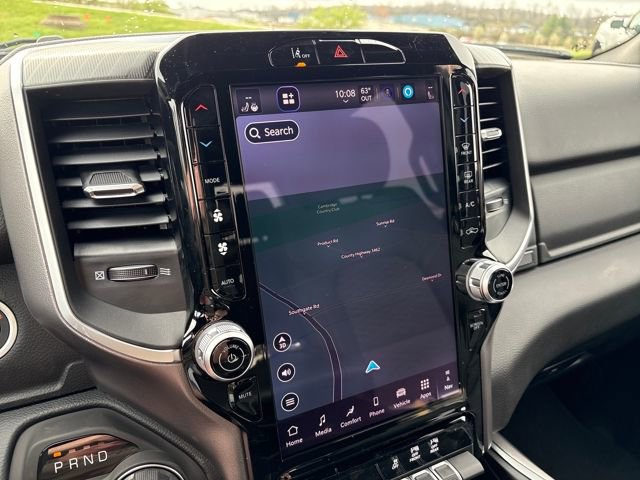 New 2026 RAM 1500 4x4 Crew Cab image 14