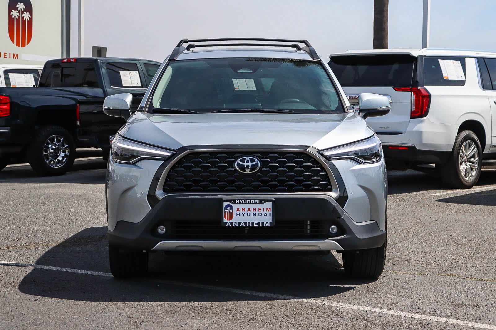 Used 2023 Toyota Corolla Cross XLE w/ Convenience Package AWD/4WD image 2