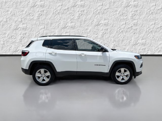 Used 2022 Jeep Compass Latitude AWD/4WD image 5